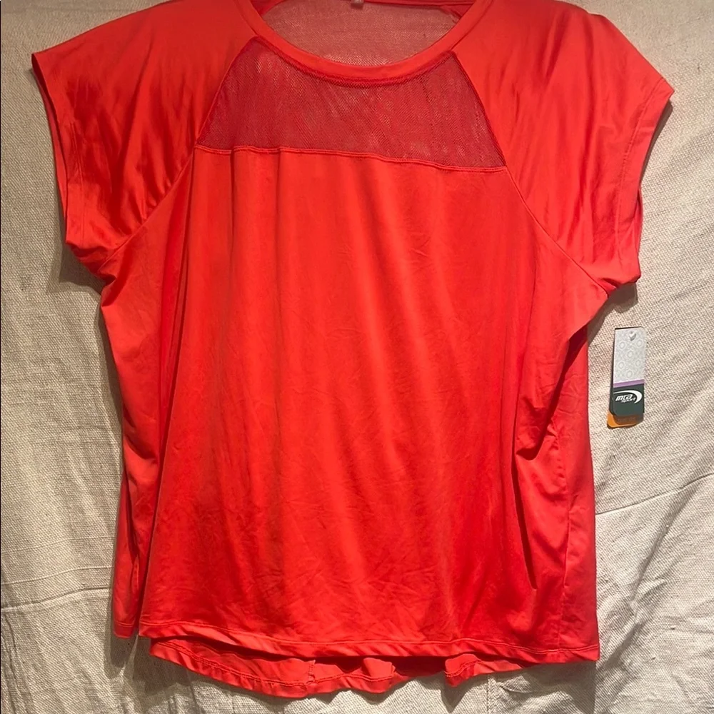 Women's Red Athletic Top - Picture 1 of 2